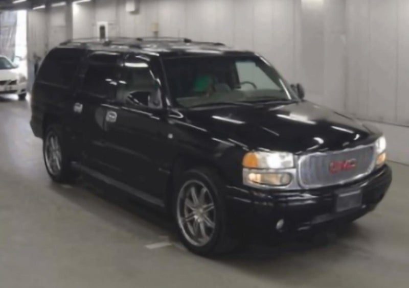 2002 GMC Yukon XL Denali 7 Chair