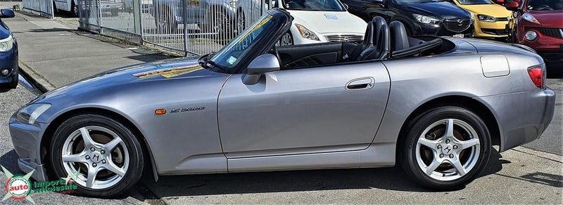 2001 Honda S2000, photo 2