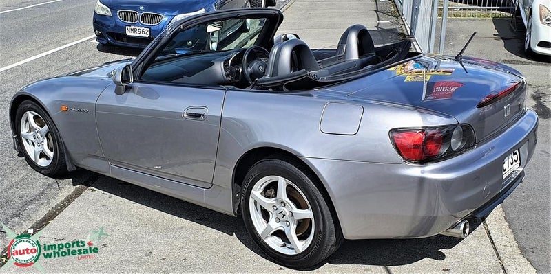 2001 Honda S2000, photo 3