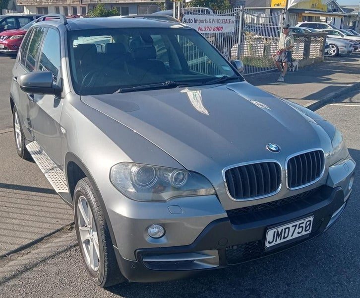 2010 BMW X5 3.0 p 5 chair