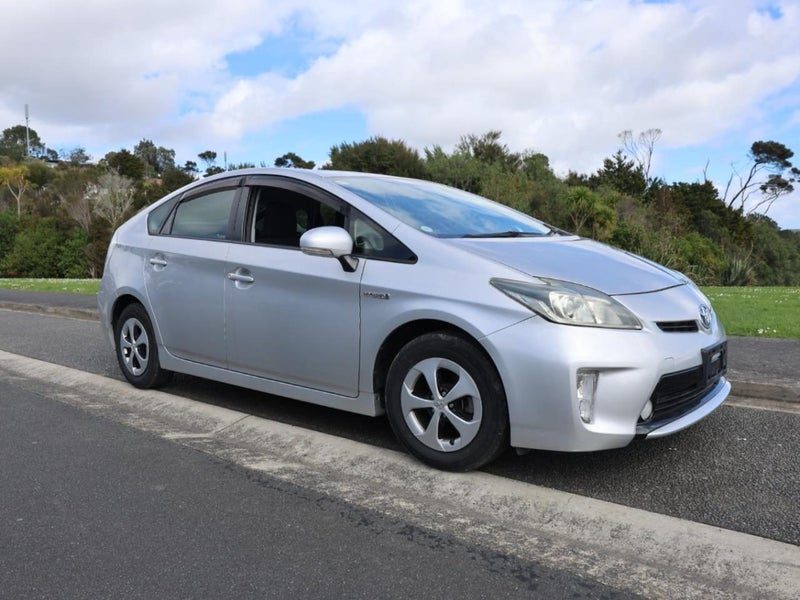 2013 Toyota Prius S