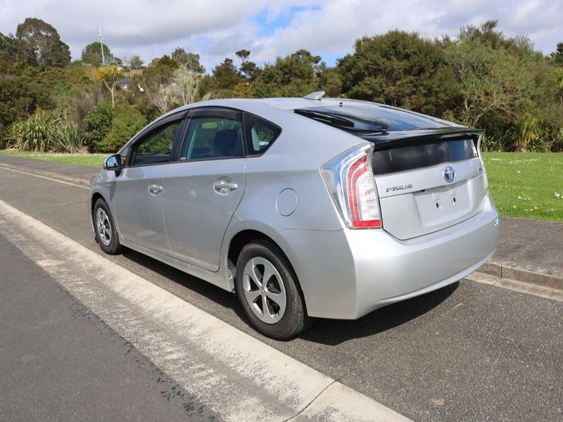 2013 Toyota Prius S, photo 2