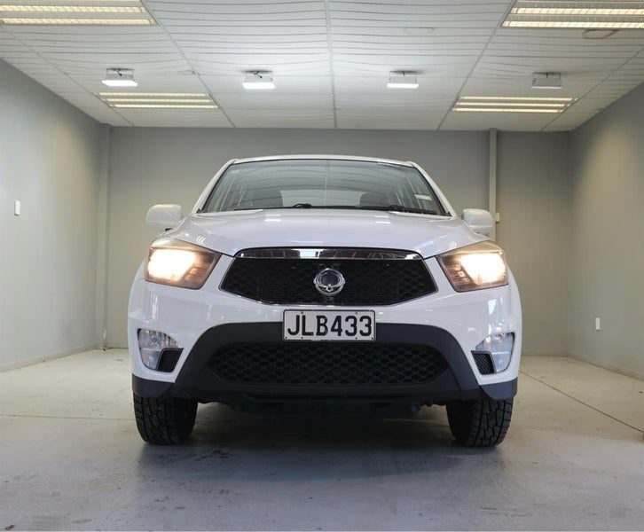 2015 Ssangyong Actyon, photo 2