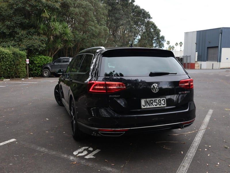 2016 Volkswagen Passat R Line, photo 2
