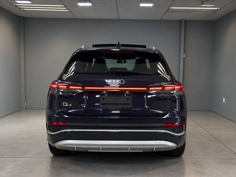2023 Audi Q4 S Line, photo 3