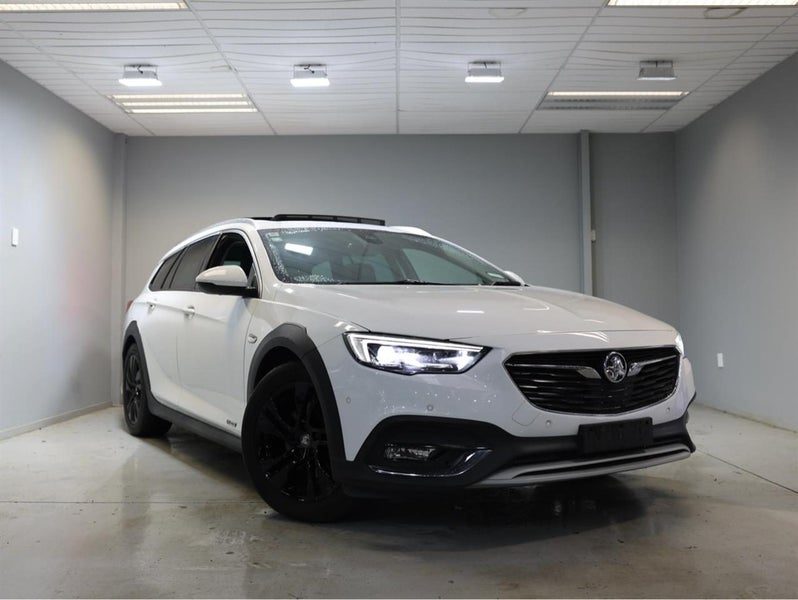 2019 Holden Calais