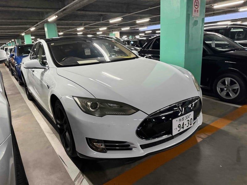 2015 Tesla Model S, main photo
