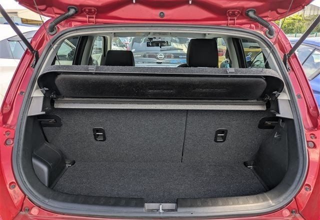 2013 Suzuki Swift XS, photo 3