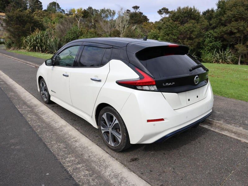 2018 Nissan Leaf 40 G, photo 2