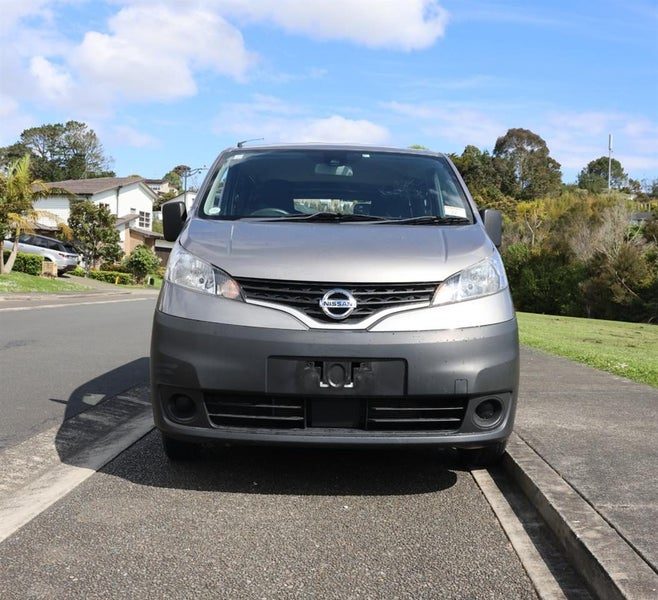 2020 Nissan NV200 DX, photo 2
