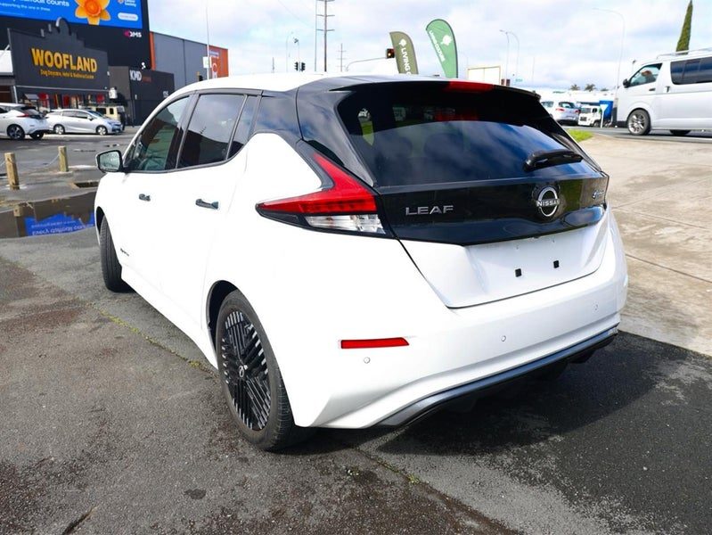 2022 Nissan Leaf 40X, photo 3