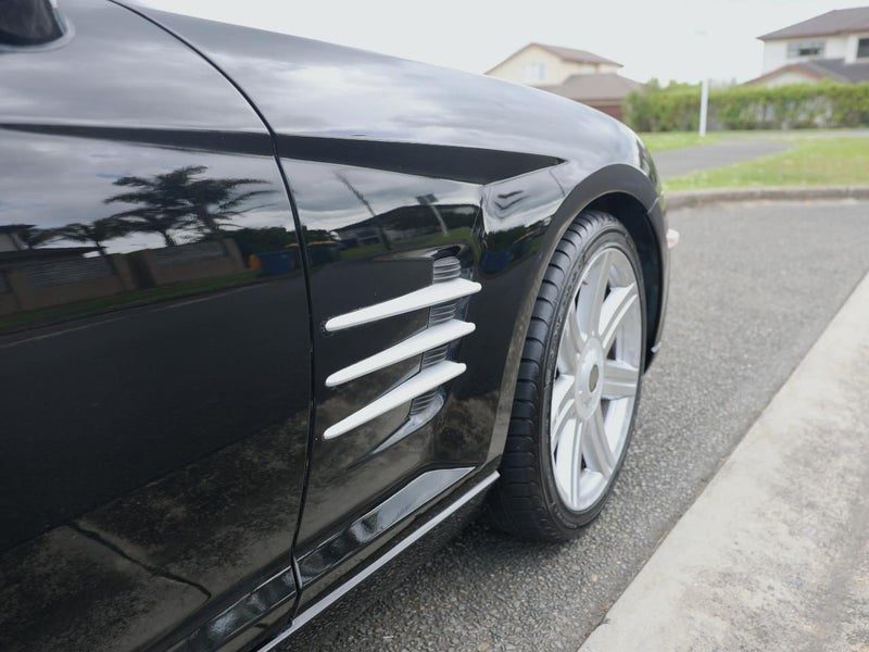 2004 Chrysler Crossfire, photo 2