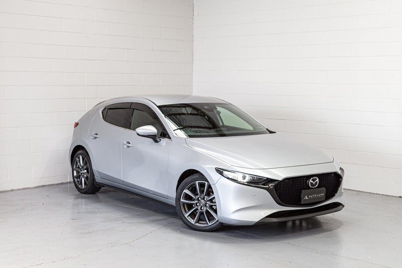 2021 Mazda 3 Fastback 20S Pro Active, main photo