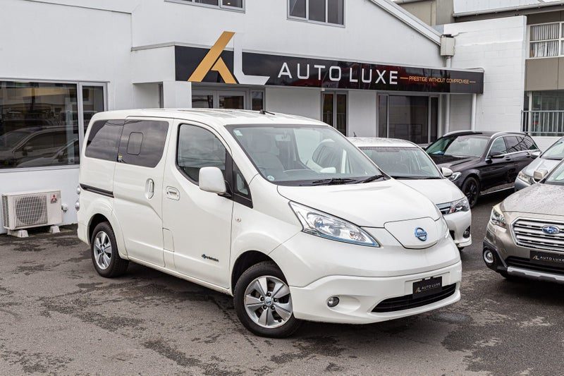 2017 Nissan ENV 200
