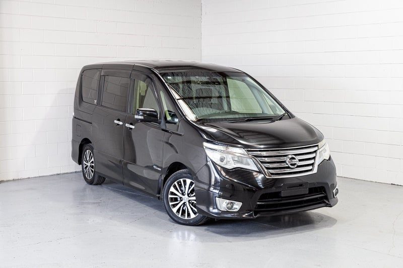2015 Nissan Serena Highway Star Hybrid Facelift