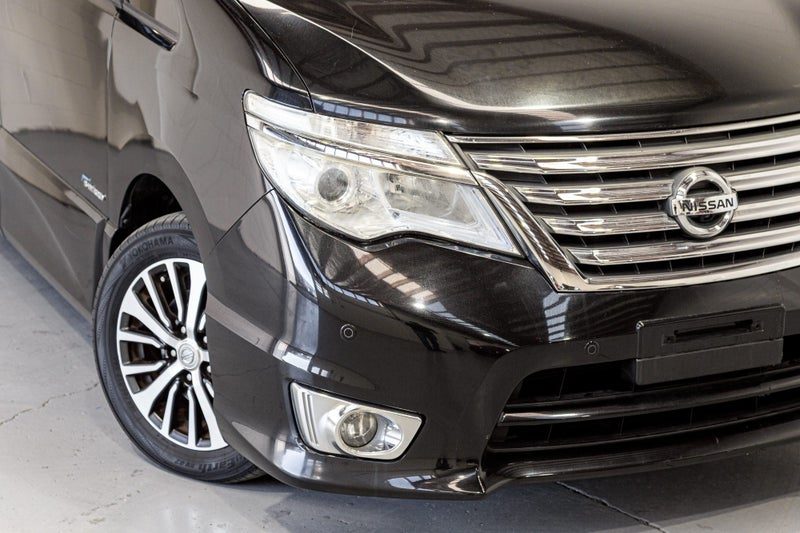 2015 Nissan Serena Highway Star Hybrid Facelift, photo 2