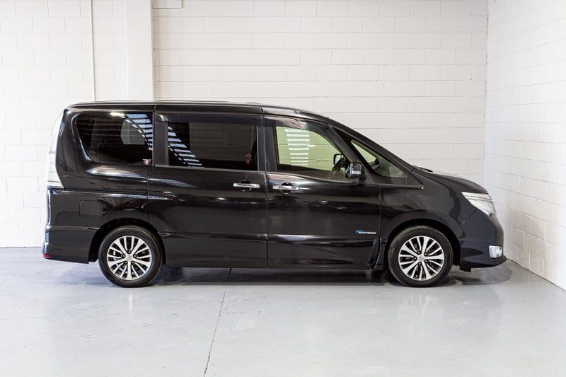 2015 Nissan Serena Highway Star Hybrid Facelift, photo 3