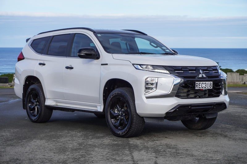 2025 Mitsubishi Pajero Sport VRX 7 Seater