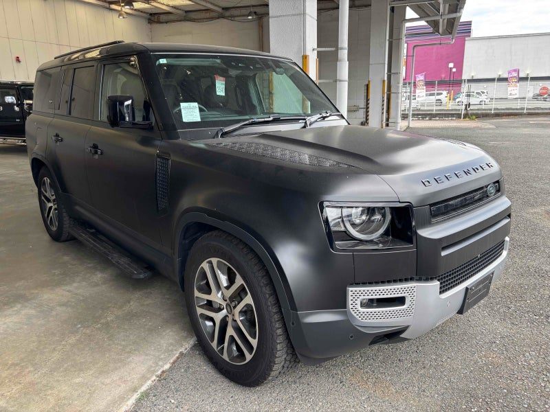 2023 Land Rover Defender 130 D300