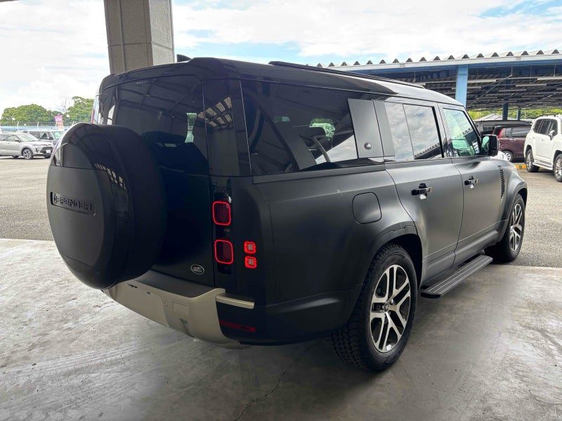 2023 Land Rover Defender 130 D300, photo 2
