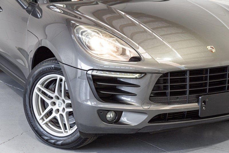 2015 Porsche Macan 2.0, photo 2