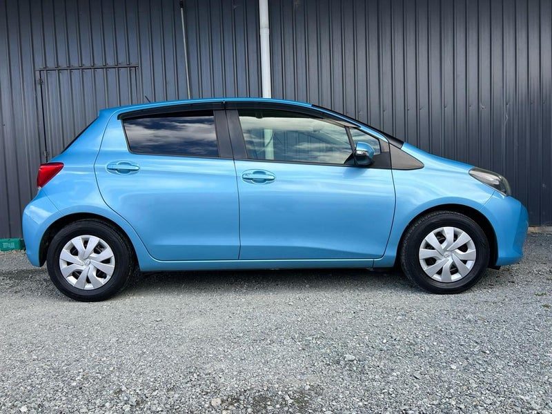 2015 Toyota Vitz No Deposit Finance TAP, photo 3