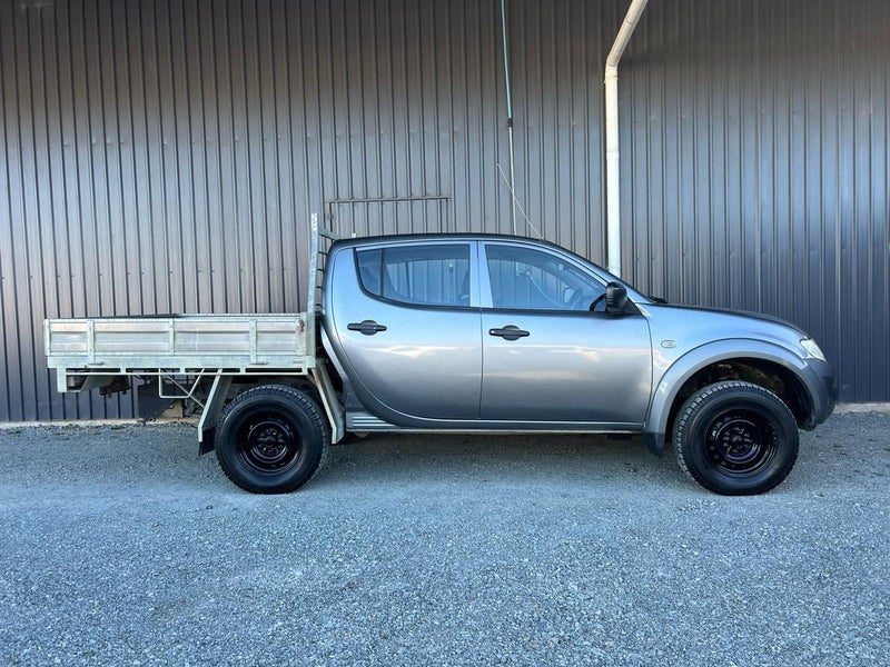 2014 Mitsubishi Triton GL, photo 3