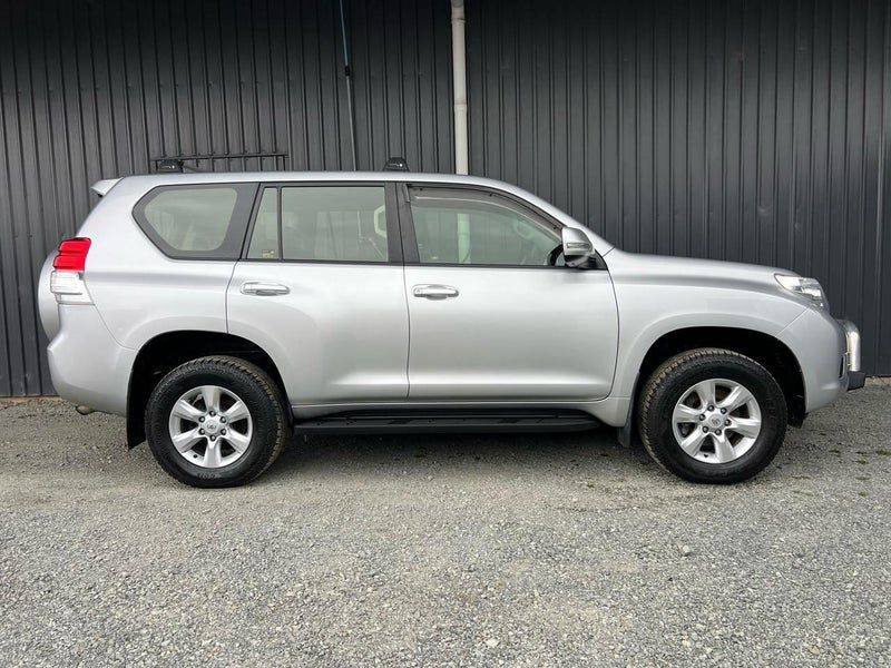 2013 Toyota Land Cruiser Prado GX, photo 3