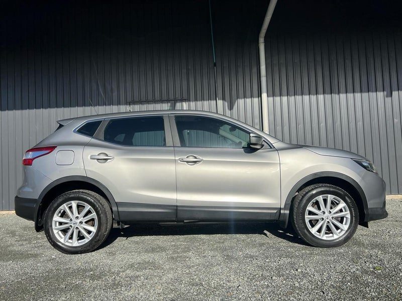 2016 Nissan Qashqai St, photo 3