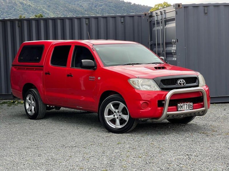 2010 Toyota Hilux, main photo