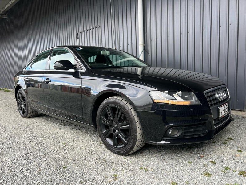 2010 Audi A4, photo 2