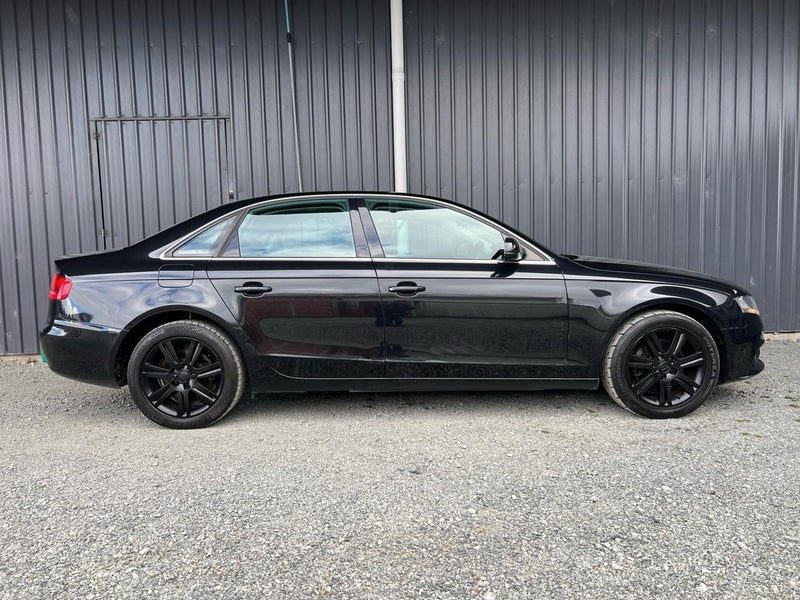 2010 Audi A4, photo 3