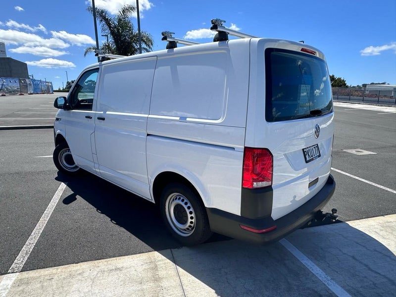 2022 Volkswagen Transporter SWB, photo 2