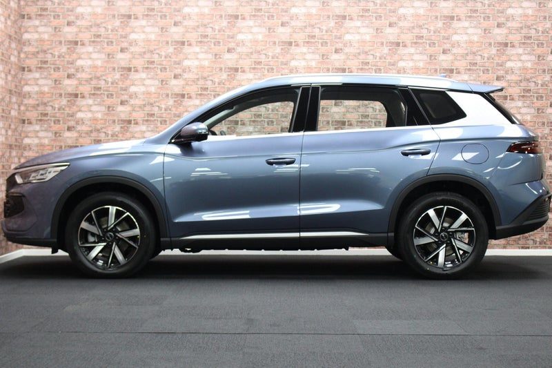2026 BYD Sealion 5 Premium Super Hybrid SUV, photo 3