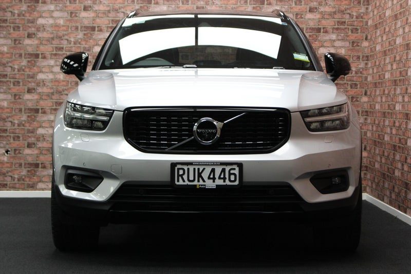 2018 Volvo XC40 T5 Awd R-Design, photo 2