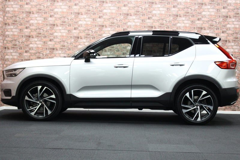 2018 Volvo XC40 T5 Awd R-Design, photo 3