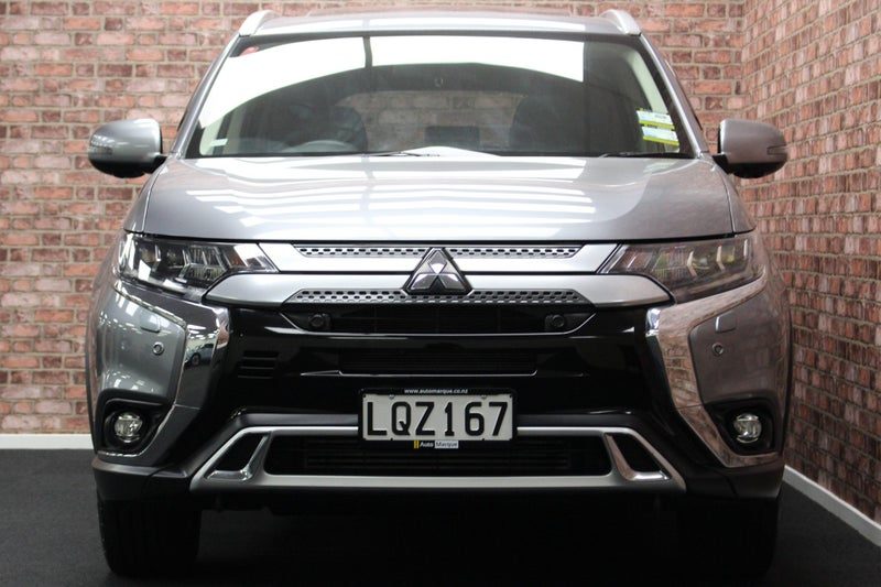 2018 Mitsubishi Outlander VRX, photo 2