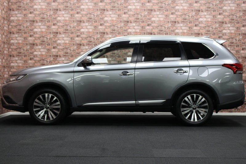 2018 Mitsubishi Outlander VRX, photo 3