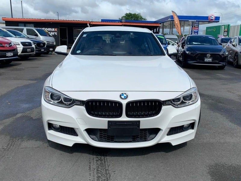 2015 BMW 320i M Sport, photo 2