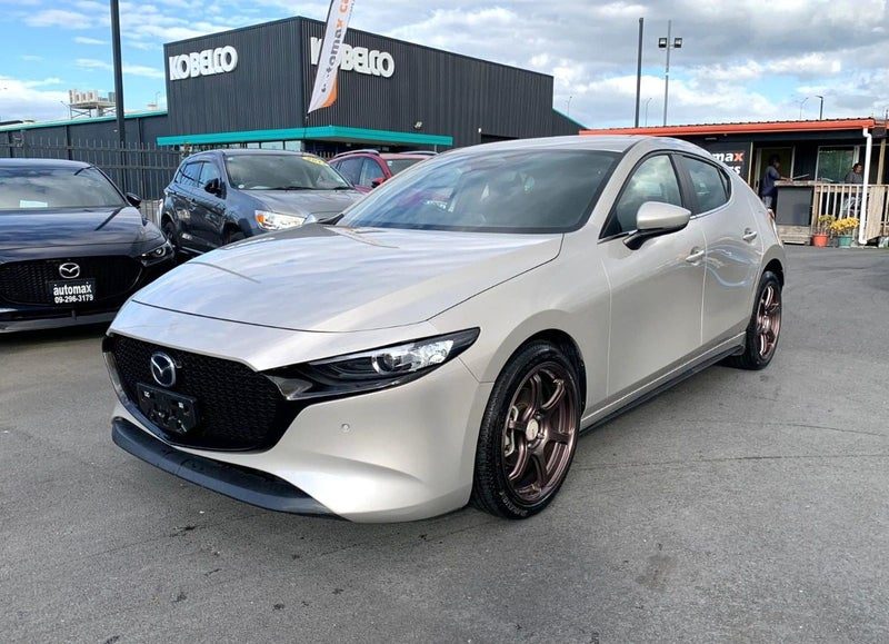 2023 Mazda 3 Fastback, photo 3