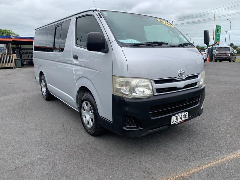 2011 Toyota Hiace REGIUS ACE 3.0L TURBO DIESEL