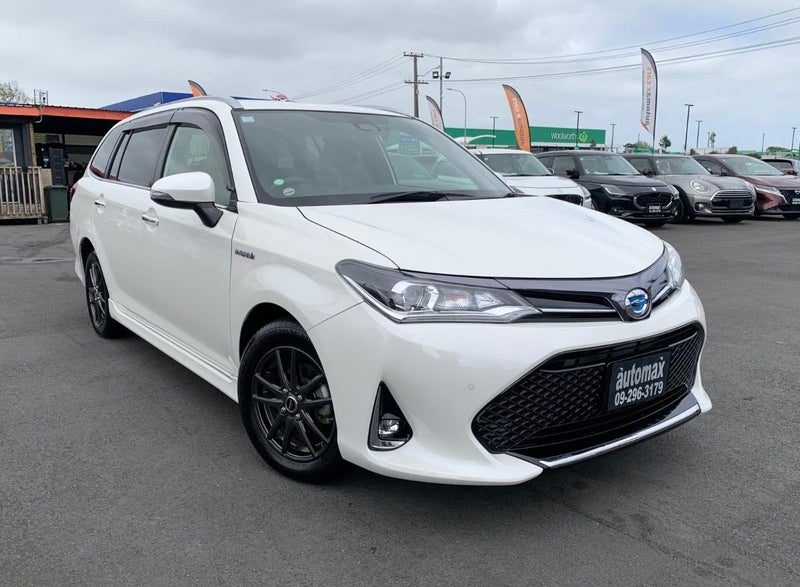 2018 Toyota Fielder HYBRIDE G W x B