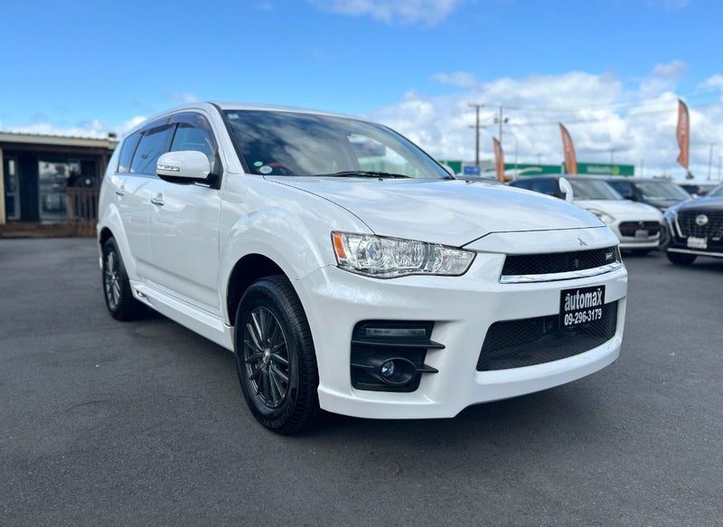 2012 Mitsubishi Outlander ROADEST 20G 7 SEATER