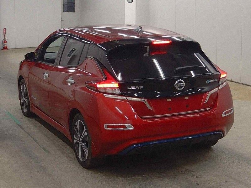 2018 Nissan Leaf G, photo 2
