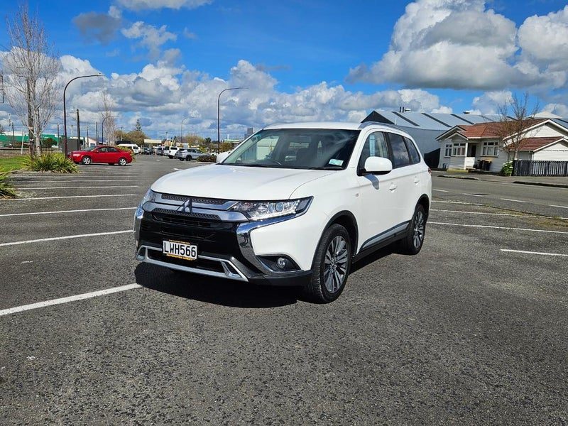 2019 Mitsubishi Outlander LS 2.4P/4WD/CVT, photo 2