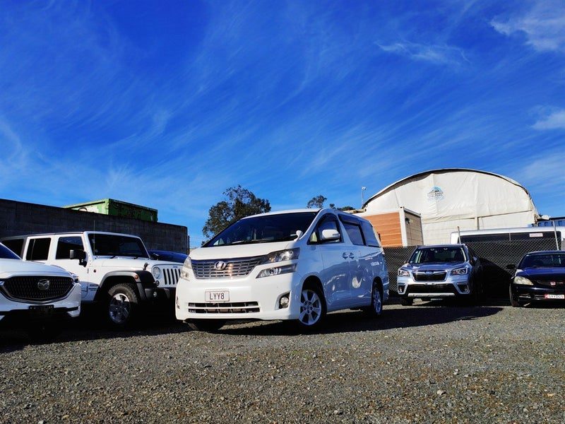 2008 Toyota Vellfire 8 Seaters