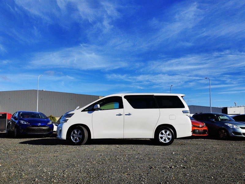 2008 Toyota Vellfire 8 Seaters, photo 2