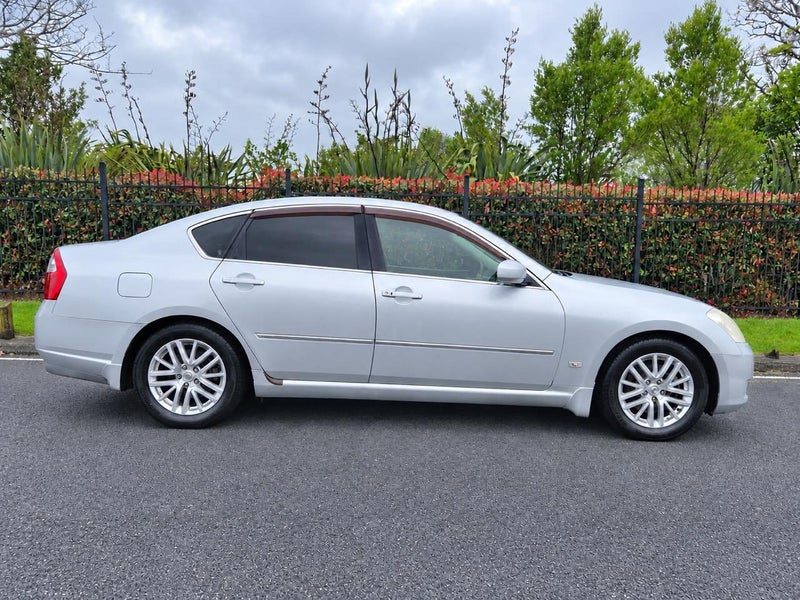 2004 Nissan Fuga, photo 2