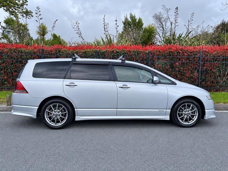 2005 Honda Odyssey, photo 2