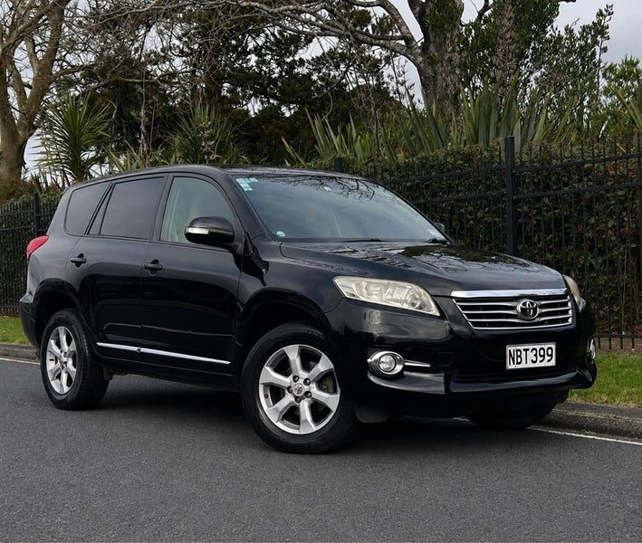2011 Toyota Vanguard, main photo